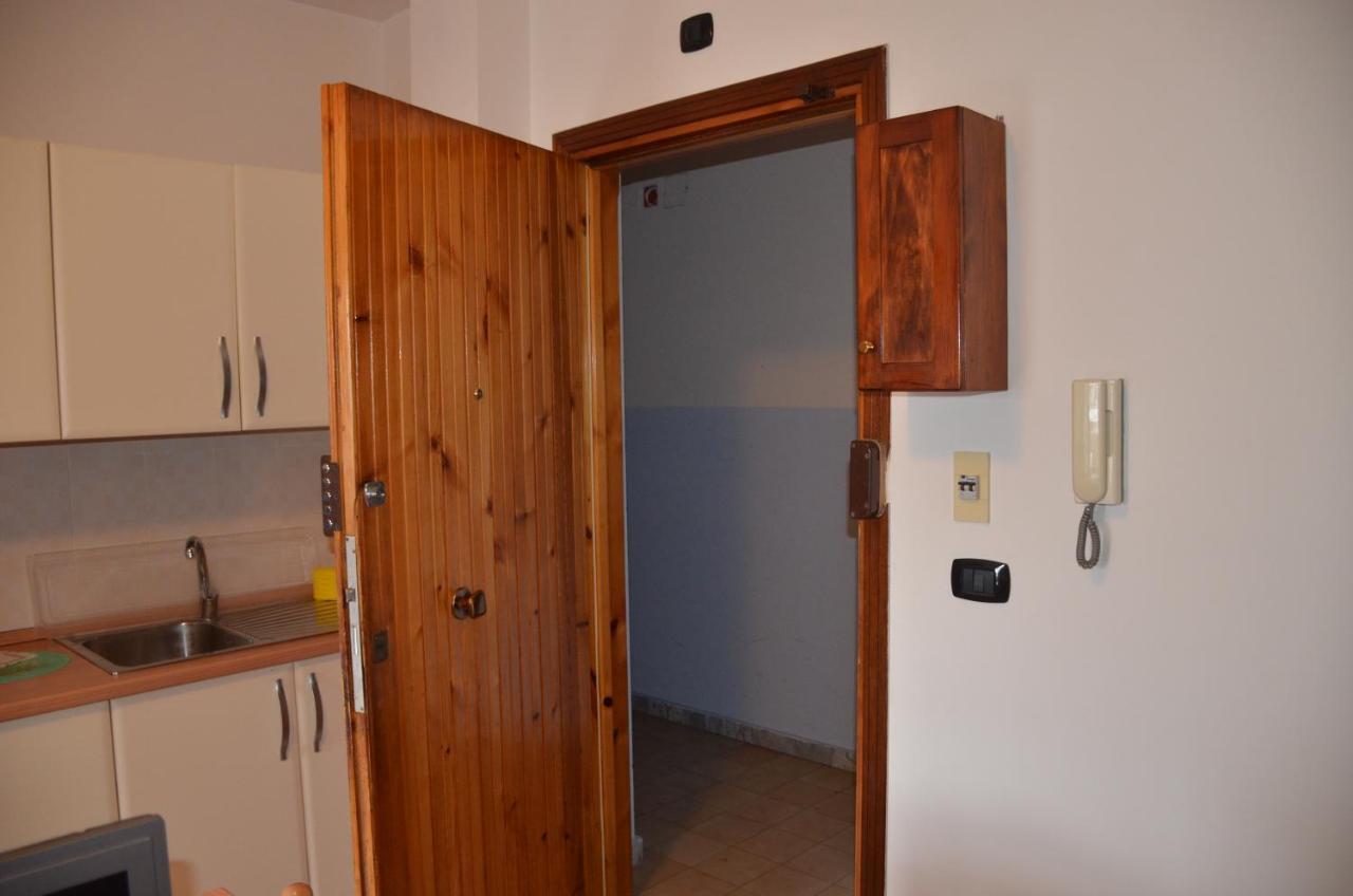 Appartamento Don Minzoni Scalea Exterior foto